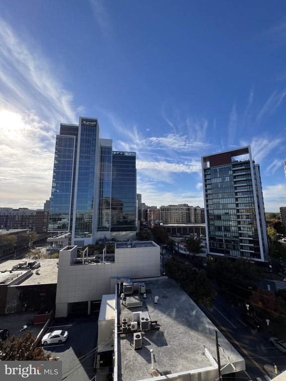 Image 2 of property listing at 4801 FAIRMONT AVE #909, Bethesda, MD 20814