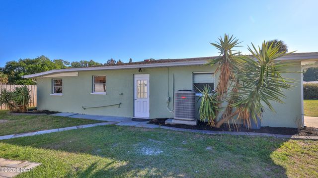 11 Swan Avenue, New Smyrna Beach, FL 32168