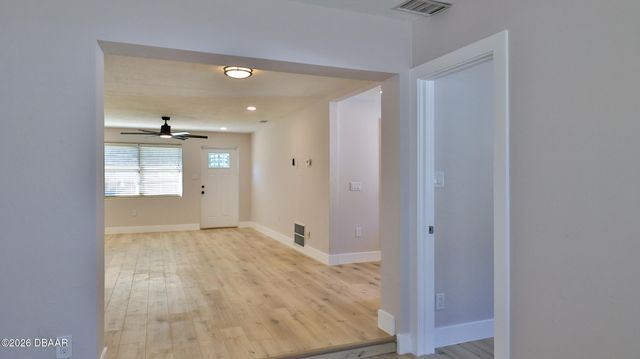 11 Swan Avenue, New Smyrna Beach, FL 32168