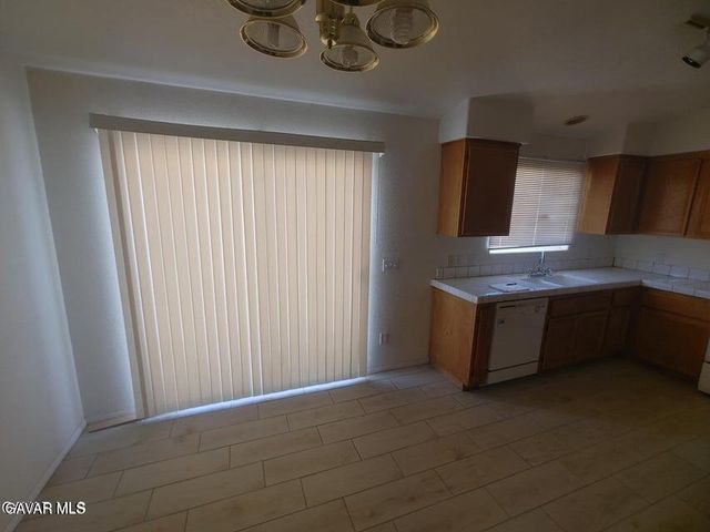 9137 Evelyn Avenue, California City, CA 93505