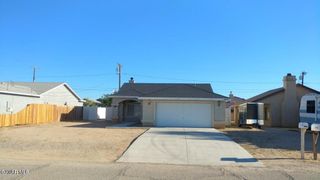 9137 Evelyn Avenue, California City, CA 93505