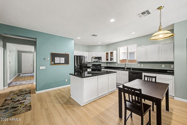 3868 E CLAXTON Avenue, Gilbert, AZ 85297