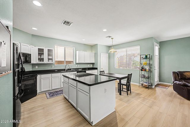 3868 E CLAXTON Avenue, Gilbert, AZ 85297