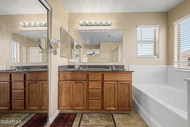 3868 E CLAXTON Avenue, Gilbert, AZ 85297