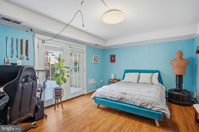 7745 TIVERTON DR, Springfield, VA 22152