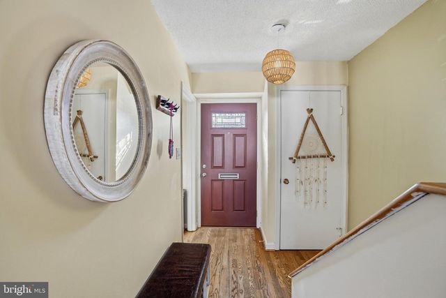 7745 TIVERTON DR, Springfield, VA 22152