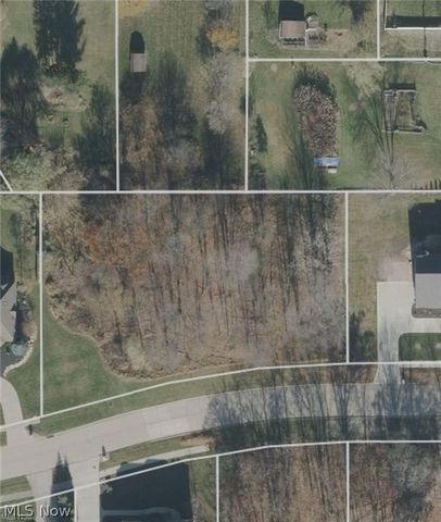 Village Drive, Broadview Heights, OH 44147