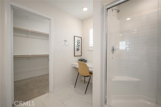 2433 Gunner Ridge Way, Rialto, CA 92377