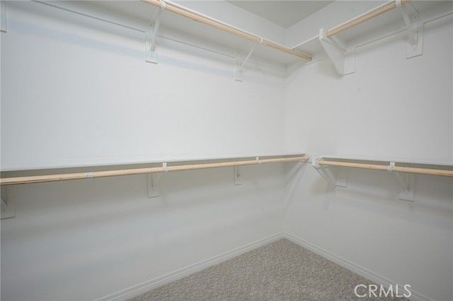 2433 Gunner Ridge Way, Rialto, CA 92377
