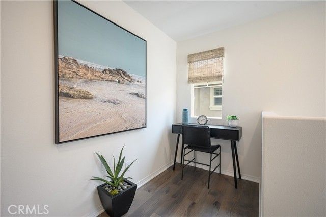 2433 Gunner Ridge Way, Rialto, CA 92377