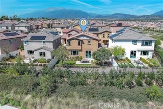 2433 Gunner Ridge Way, Rialto, CA 92377