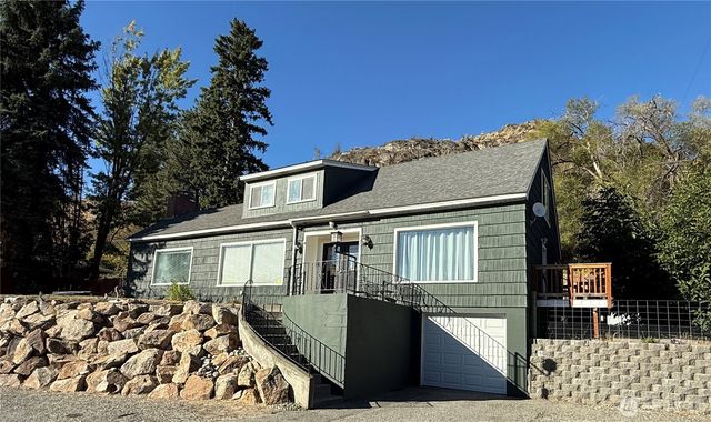 132 Montvu Drive, Omak, WA 98841