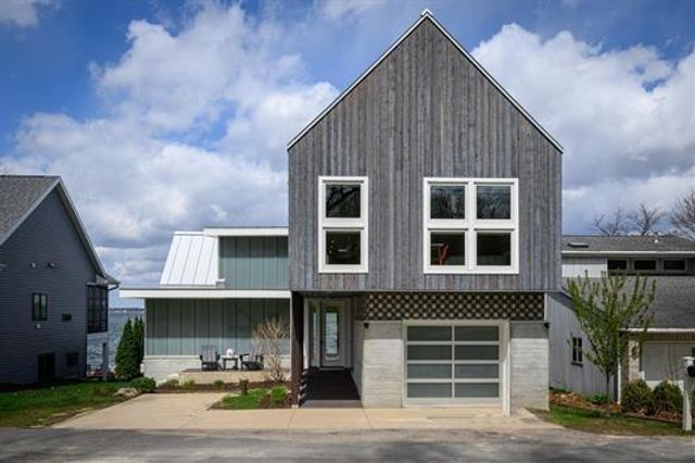 3196 Aalseth Lane, Stoughton, WI 53589