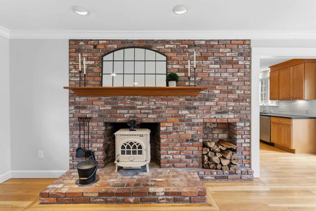 66 Horizon Drive, Bedford, NH 03110