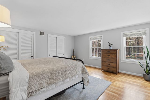 66 Horizon Drive, Bedford, NH 03110