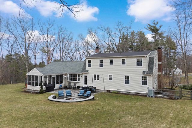 66 Horizon Drive, Bedford, NH 03110