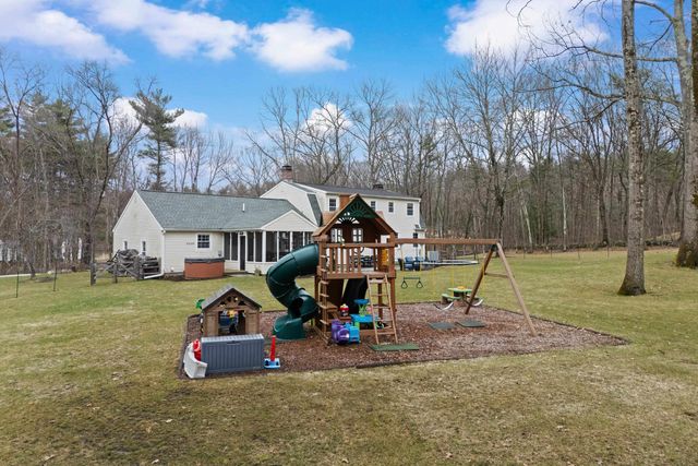 66 Horizon Drive, Bedford, NH 03110