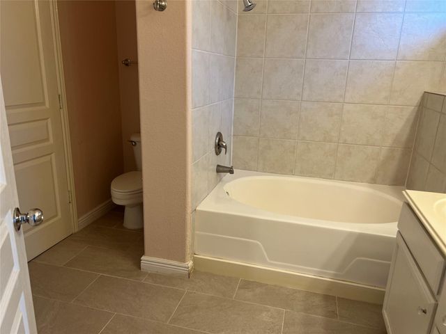 4620 W William Cannon DR 24, Austin, TX 78749