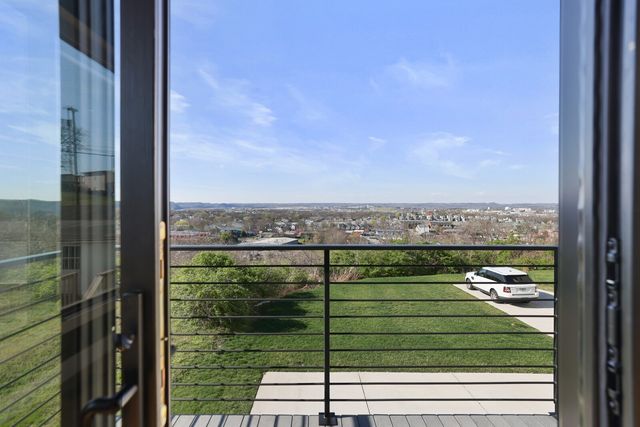 6012B Hill Cir, Nashville, TN 37209