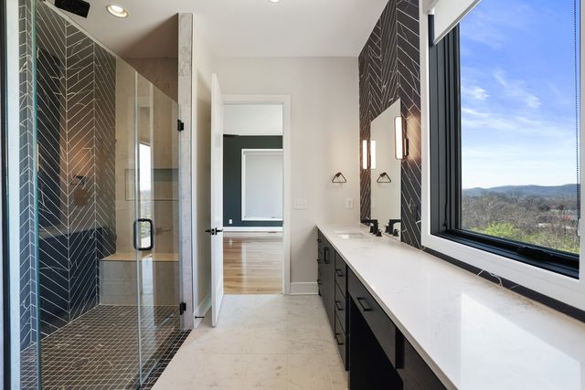 6012B Hill Cir, Nashville, TN 37209