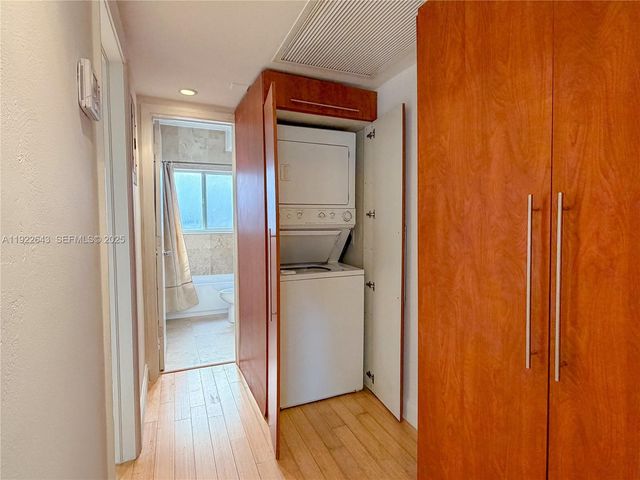 10101 W Bay Harbor Dr 5, Bay Harbor Islands, FL 33154