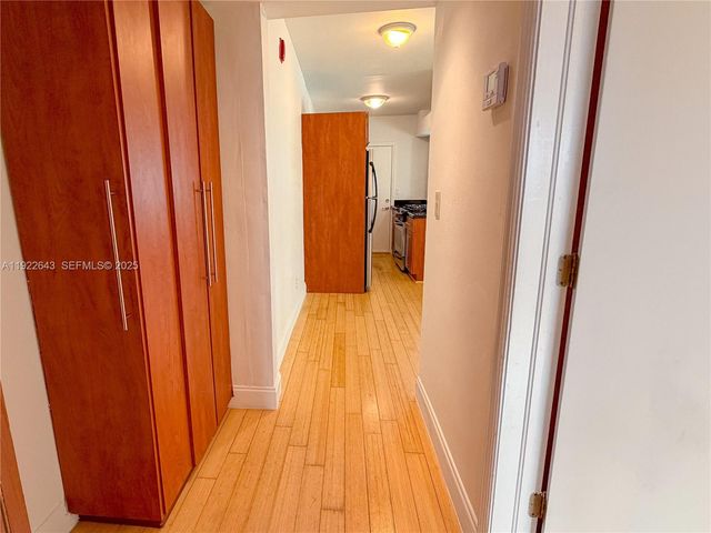 10101 W Bay Harbor Dr 5, Bay Harbor Islands, FL 33154