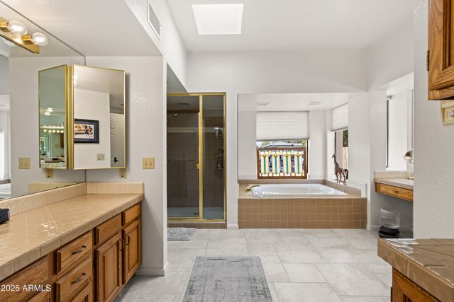 10141 E CHOLLA Street, Scottsdale, AZ 85260