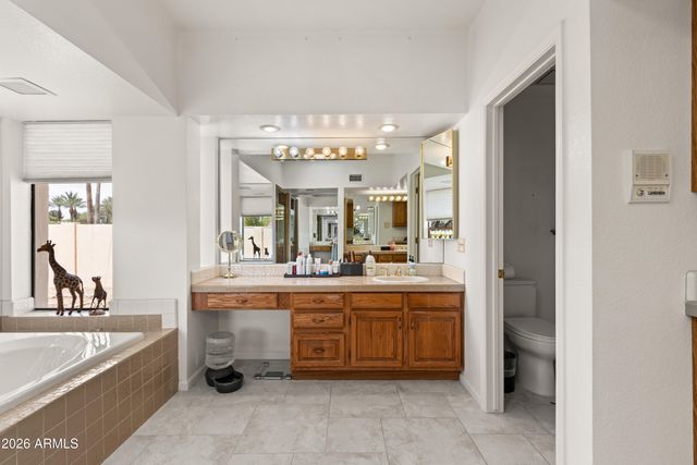 10141 E CHOLLA Street, Scottsdale, AZ 85260