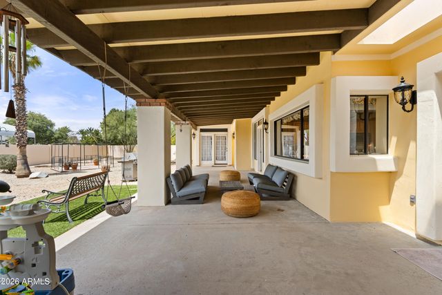 10141 E CHOLLA Street, Scottsdale, AZ 85260