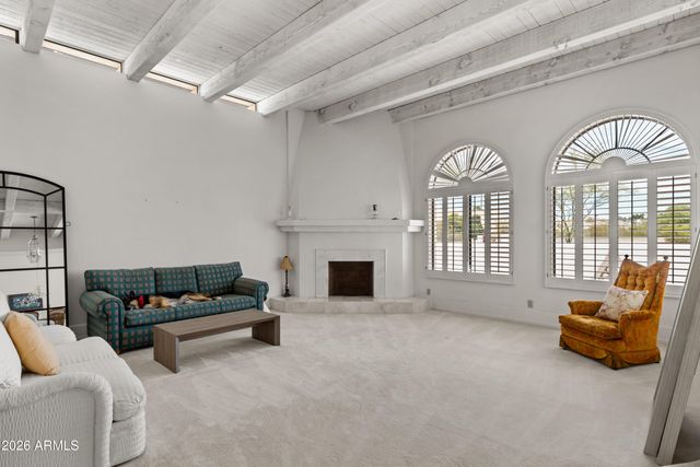 10141 E CHOLLA Street, Scottsdale, AZ 85260