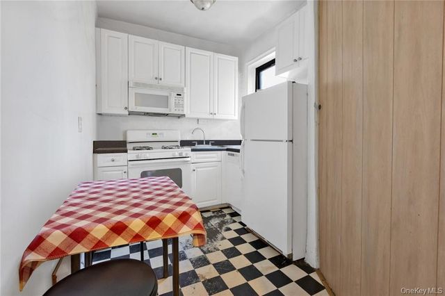 3111 Brighton 1st Place 6I, Brooklyn, NY 11235