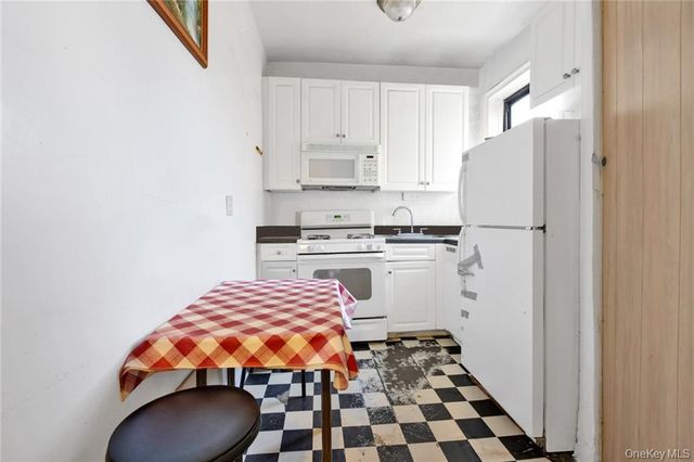 3111 Brighton 1st Place 6I, Brooklyn, NY 11235