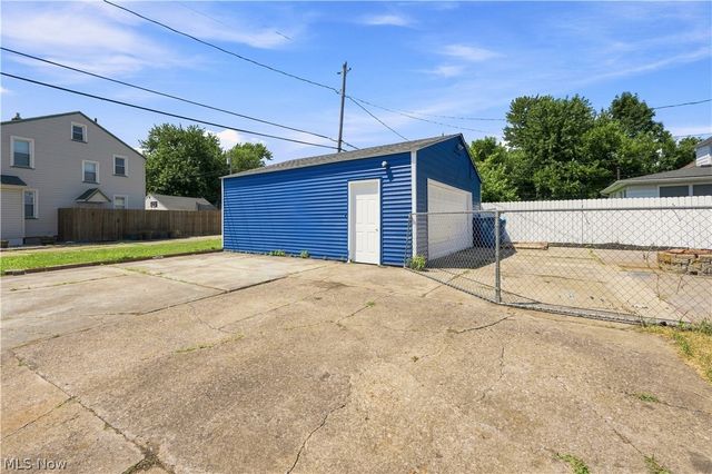 418 Missouri Avenue, Lorain, OH 44052
