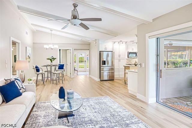 880 Deep Lagoon LN, Fort Myers, FL 33919