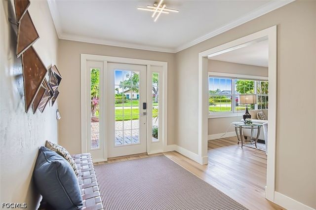 880 Deep Lagoon LN, Fort Myers, FL 33919