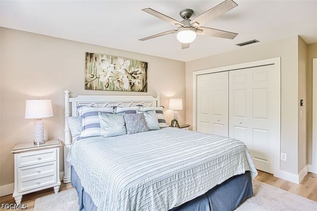 880 Deep Lagoon LN, Fort Myers, FL 33919