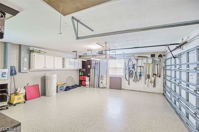 880 Deep Lagoon LN, Fort Myers, FL 33919