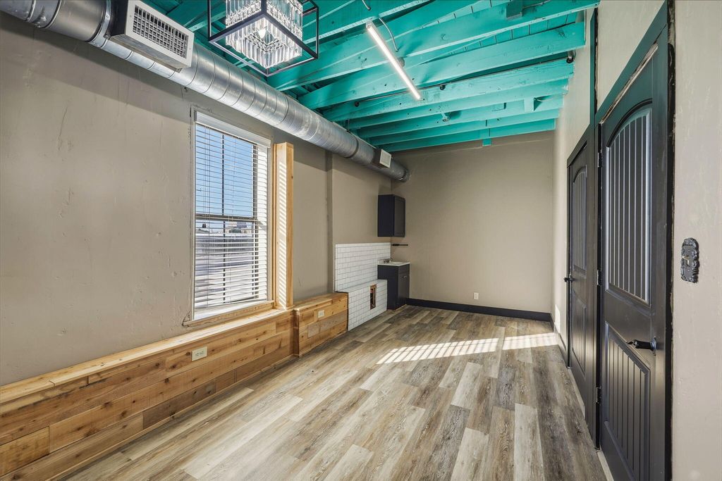 Image 34 of property listing at 318-322 N Chadbourne Street, San Angelo, TX 76903