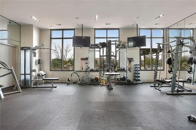 2255 Peachtree Road NE 522, Atlanta, GA 30309