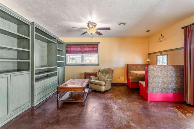 3107 Short Drive, Edmond, OK 73034