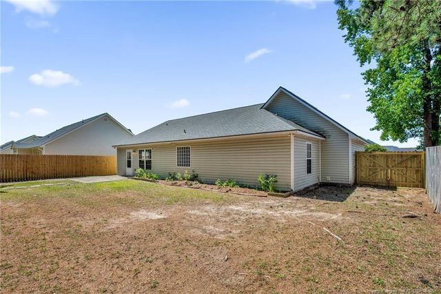 3698 Pioneer Drive, Hope Mills, NC 28348