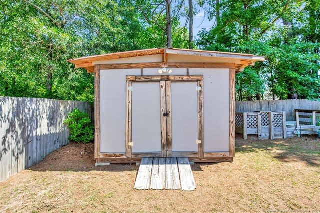 3698 Pioneer Drive, Hope Mills, NC 28348