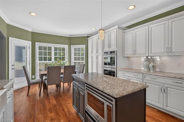 7807 Winterbourne Drive, Summerfield, NC 27358