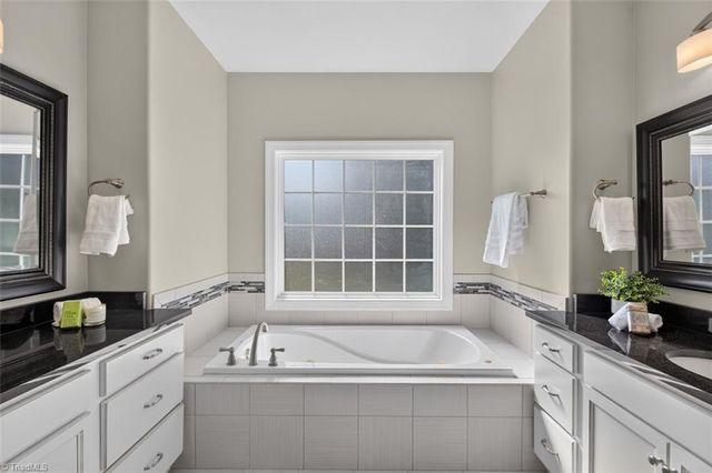 7807 Winterbourne Drive, Summerfield, NC 27358