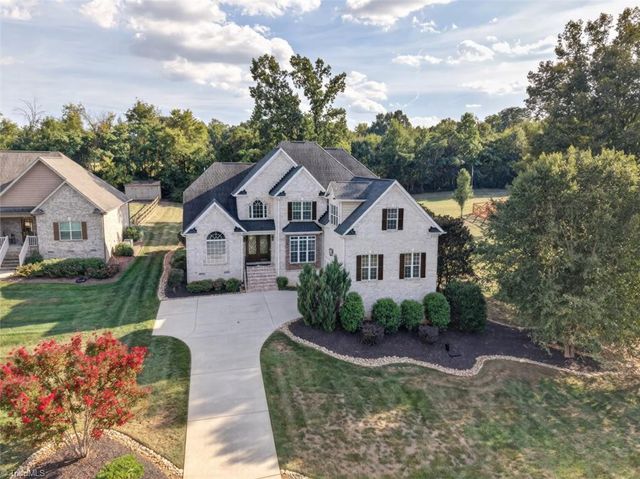 7807 Winterbourne Drive, Summerfield, NC 27358
