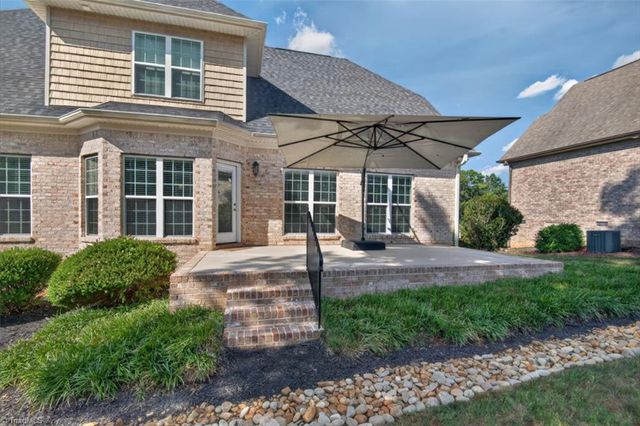 7807 Winterbourne Drive, Summerfield, NC 27358