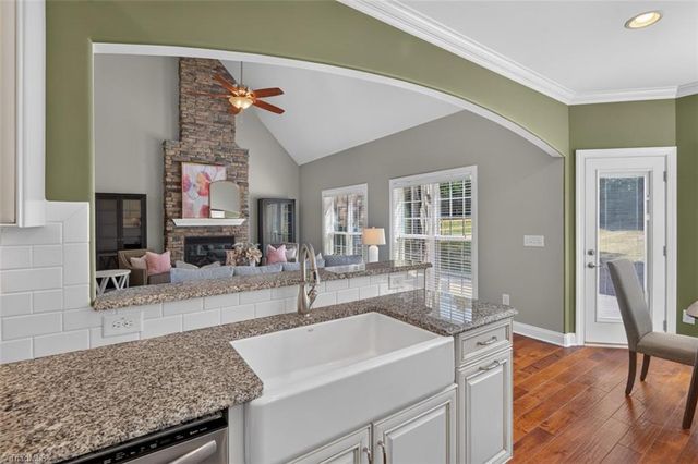 7807 Winterbourne Drive, Summerfield, NC 27358
