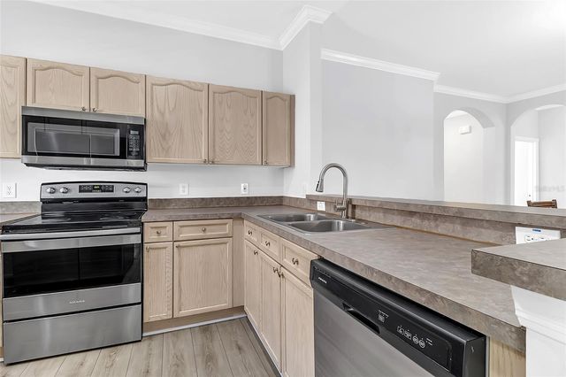 1905 MAGICAL LANE, Kissimmee, FL 34744