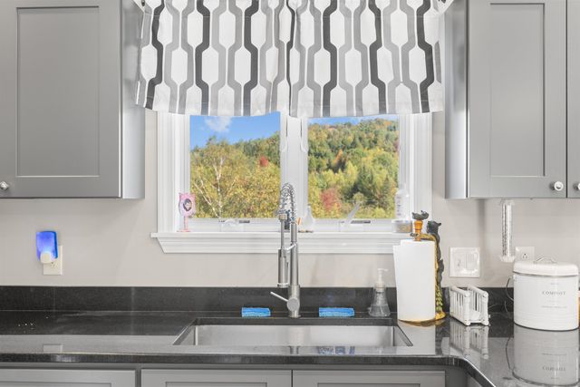 10 Harvest Court, Littleton, NH 03561