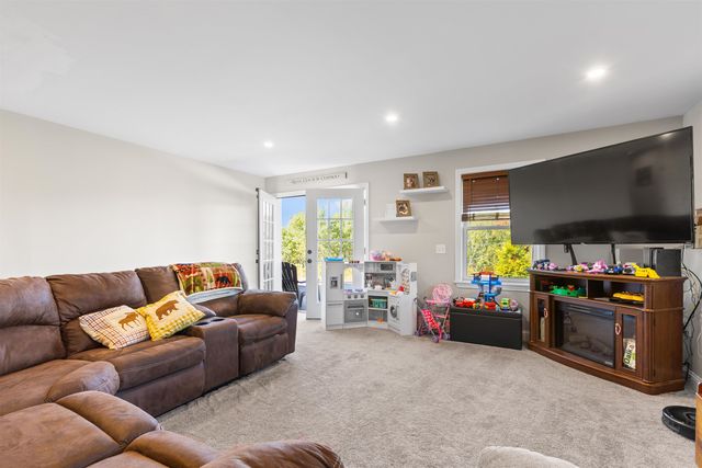 10 Harvest Court, Littleton, NH 03561